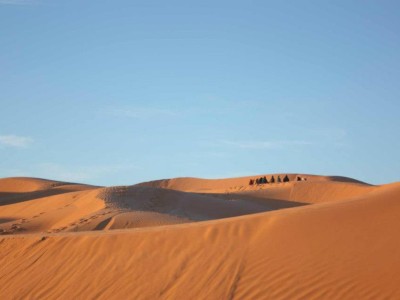 Passi nel silenzio. In cammino nei deserti di Marocco e Tunisia (2010-2012)