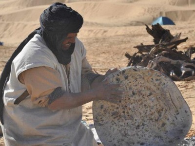 Passi nel silenzio. In cammino nei deserti di Marocco e Tunisia (2010-2012)